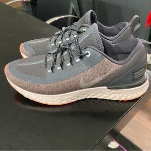 Women’s Nike Odyssey React Size 7